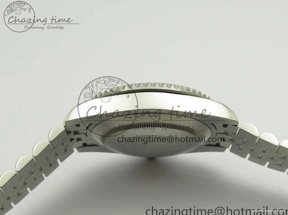 Best AAA Replica Sites GMT-Master Bezel Ceramic Black BPF Bracelet on Green Jubilee 126710 3347 SS Dial A II UrbanChic Black BLRO SS 1225